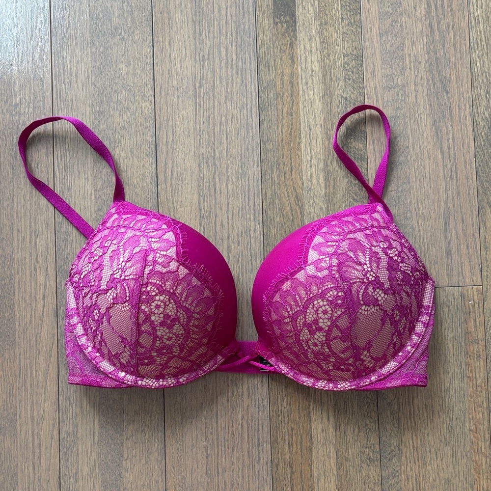 Victoria's Secret Bombshell Plunge bra